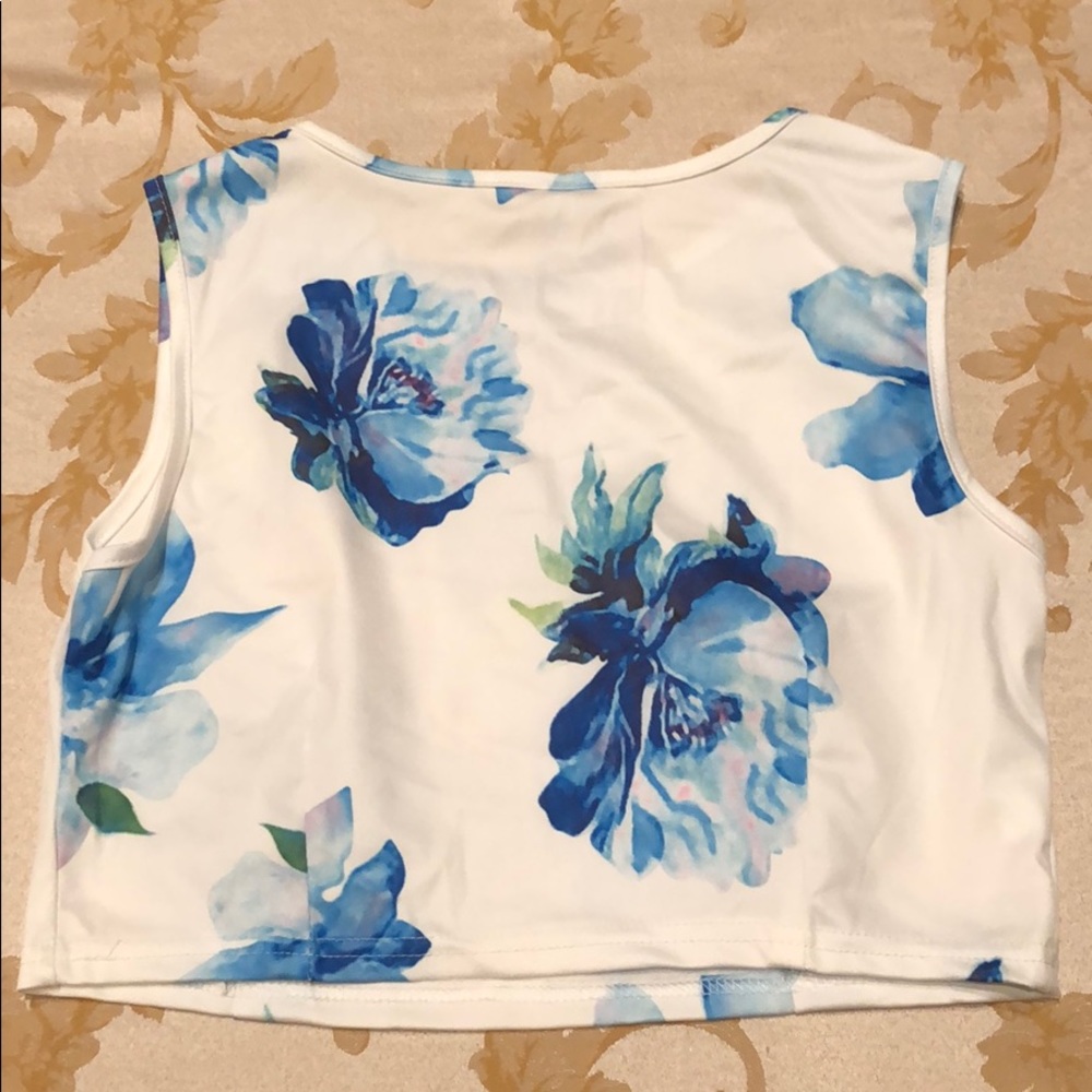 Two piece floral skirt set - Picture 4 of 8